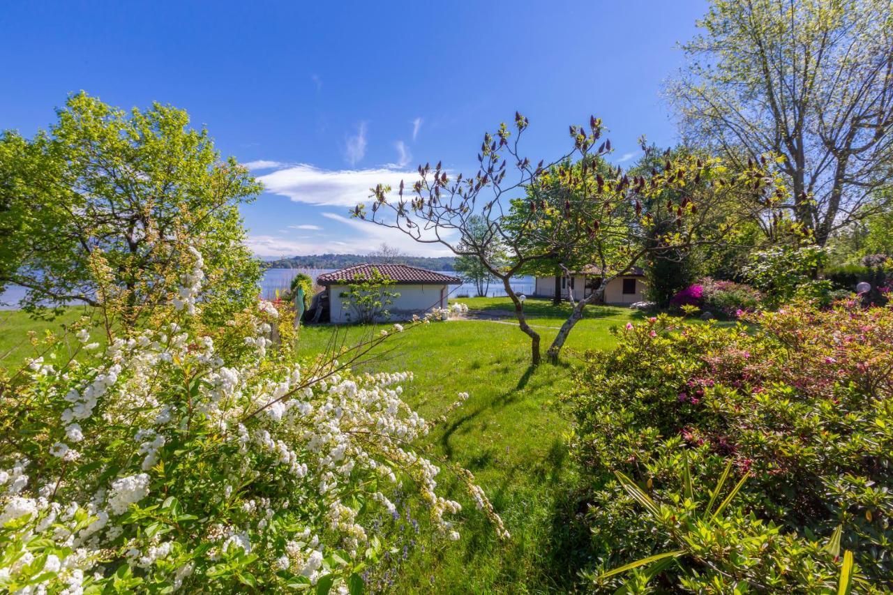 Villa Martine Au Bord Du Lac - Happy Rentals Cadrezzate Εξωτερικό φωτογραφία