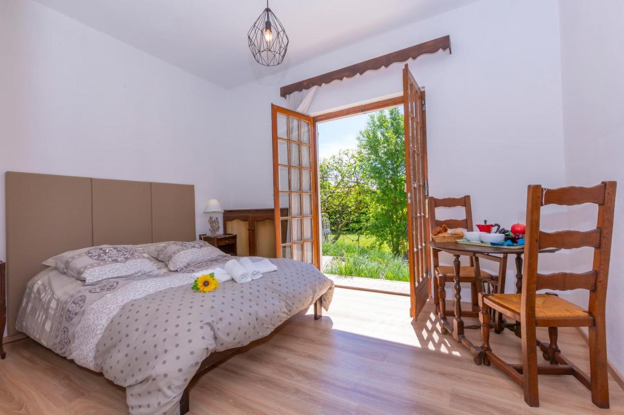 Villa Martine Au Bord Du Lac - Happy Rentals Cadrezzate Εξωτερικό φωτογραφία