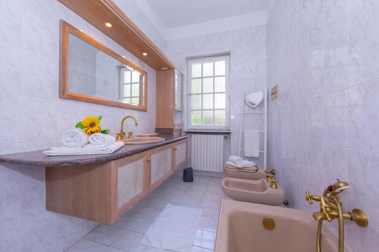 Villa Martine Au Bord Du Lac - Happy Rentals Cadrezzate Εξωτερικό φωτογραφία