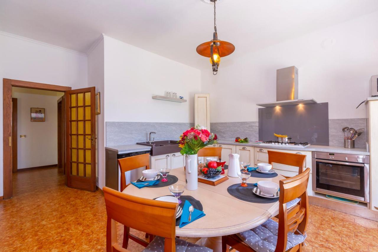 Villa Martine Au Bord Du Lac - Happy Rentals Cadrezzate Εξωτερικό φωτογραφία